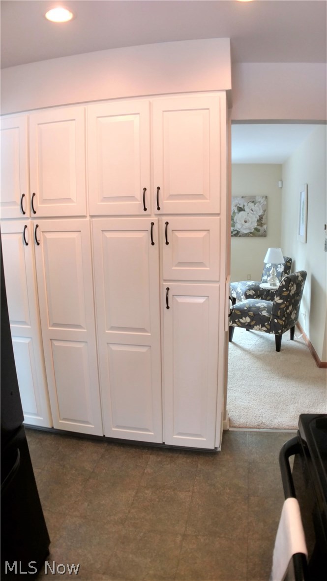 7311 Westview Road Kent, OH 44240 - Photo 6 of 28 Gallery Image 6