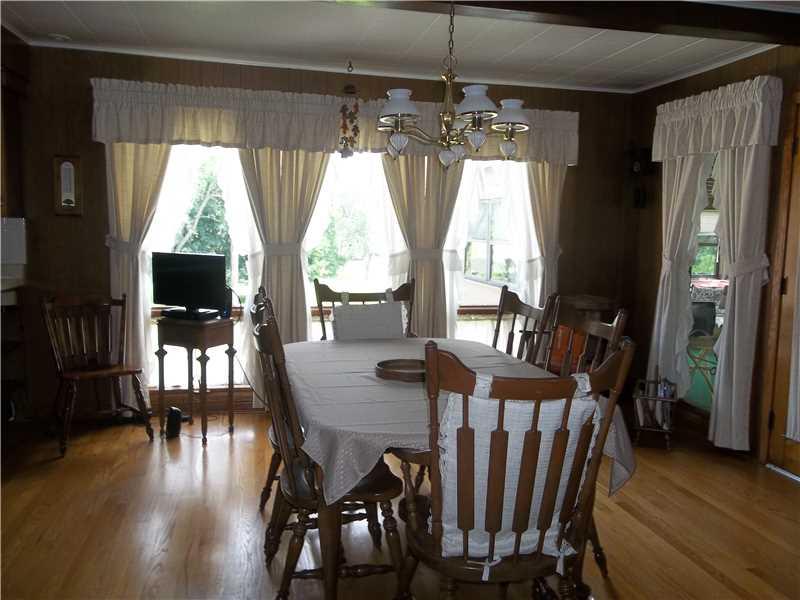 657 Harmony Baptist Road New Castle, PA 16101 - Photo 6 of 12 Dining Room.