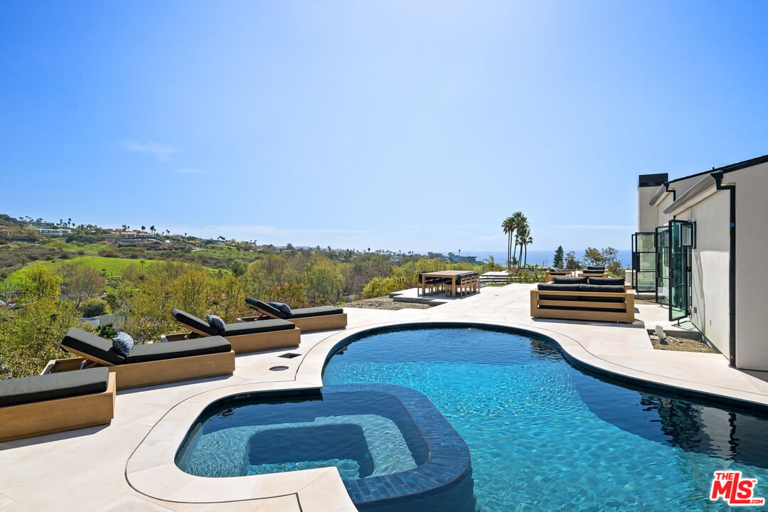 6326 Trancas Canyon Road Malibu, CA 90265 - Photo 1 of 53