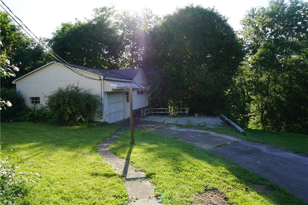 720 Summit Avenue Apollo, PA 15613 - Photo 14 of 15