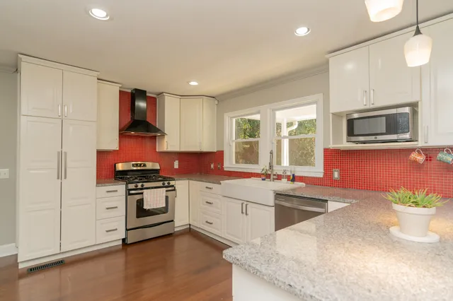 $324,900 | 3805 Pickering Avenue, Red Bank, TN 37415