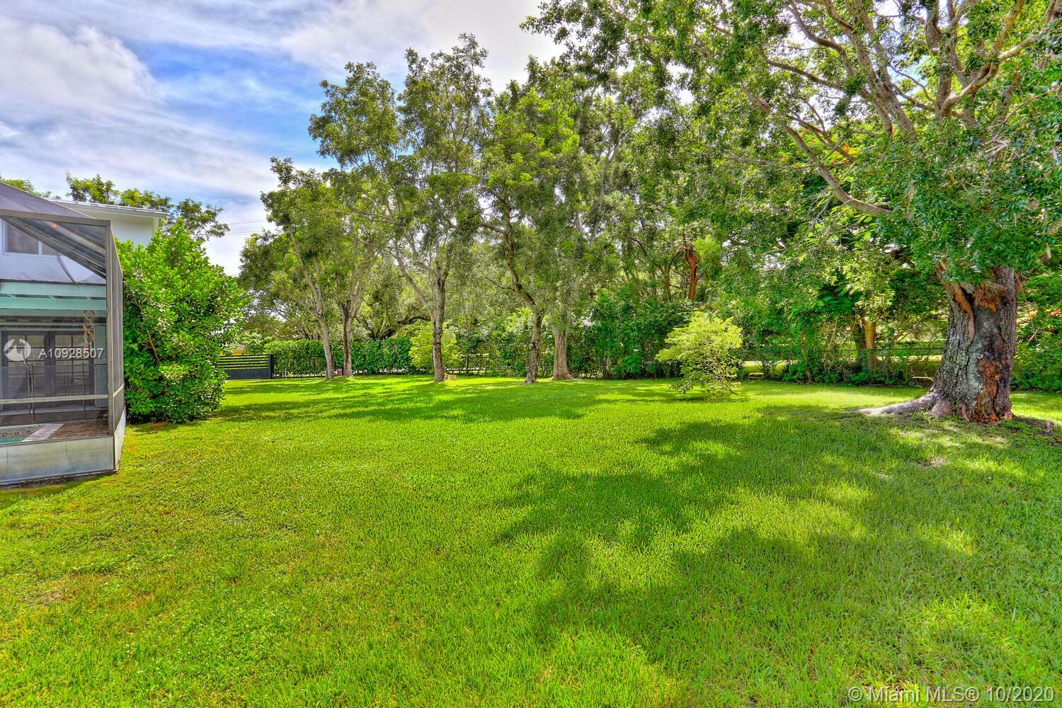 12800 Old Cutler Road Pinecrest, FL 33156 - Photo 27 of 41 Gallery Image 27