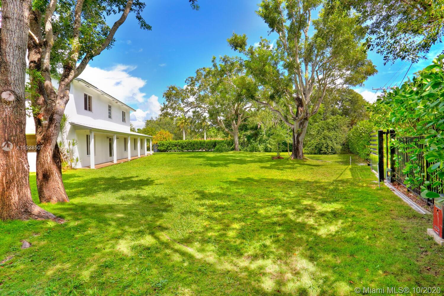 12800 Old Cutler Road Pinecrest, FL 33156 - Photo 9 of 41 Gallery Image 9