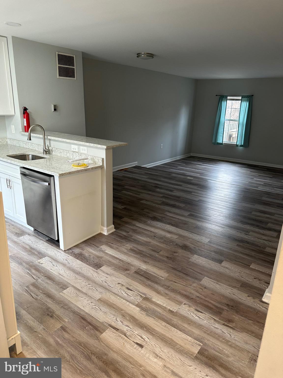 10934 Mission Ridge Drive Manassas, VA 20109 - Photo 7 of 34