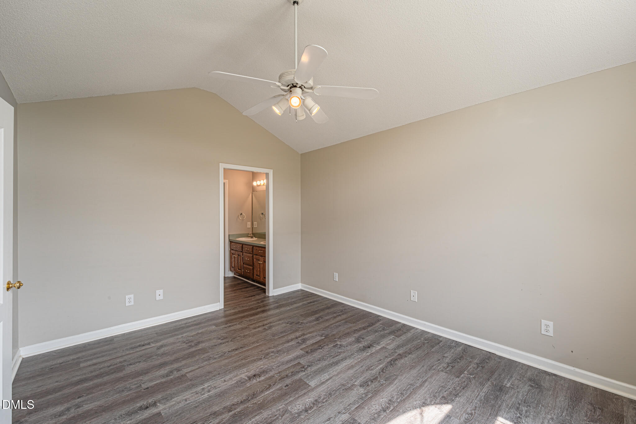 3220 North Shiloh Road Garner, NC 27529 - Photo 17 of 54 3220 N Shiloh Road-18