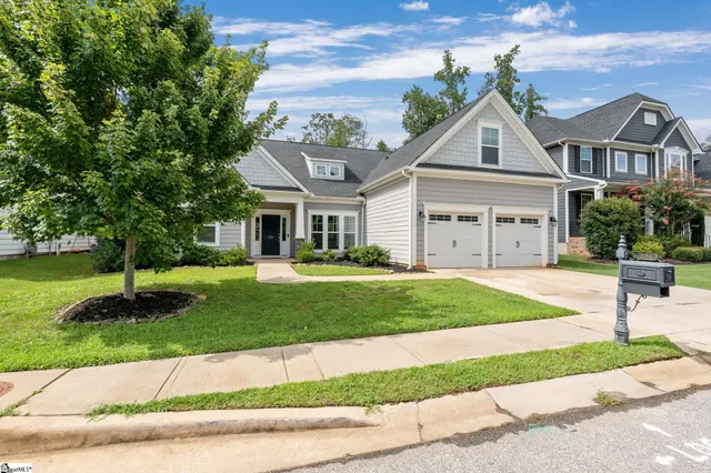 $455,000 | 208 Arbor Walk Court, Simpsonville, SC 29681