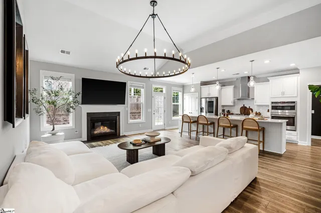 $455,000 | 208 Arbor Walk Court, Simpsonville, SC 29681