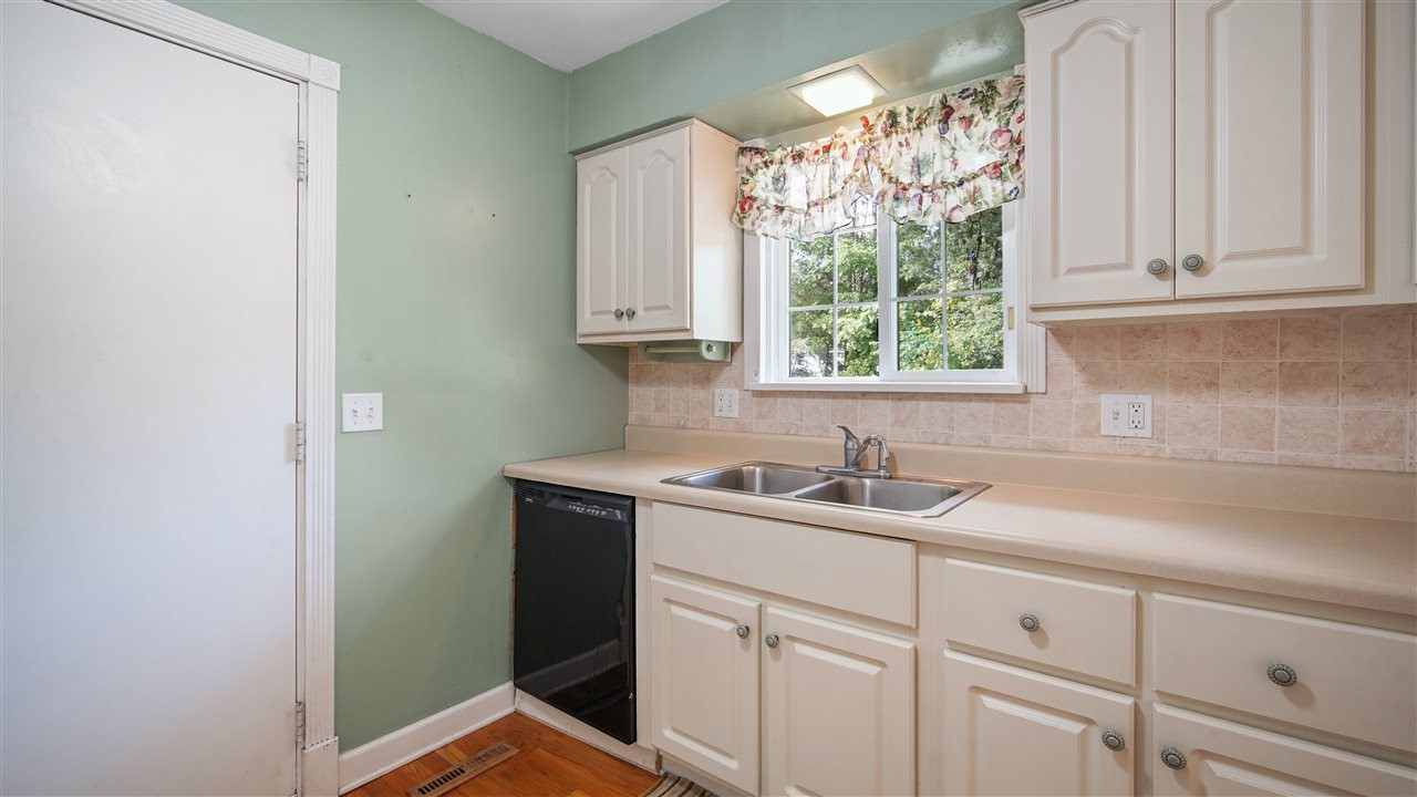 128 West Arbor Heights Road Spring Arbor, MI 49283 - Photo 9 of 34 Photo 9