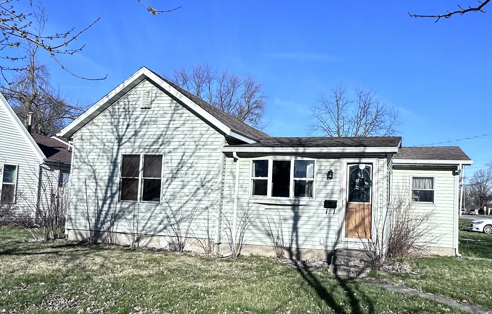 135 South Scott Street Rensselaer, IN 47978 - Photo 1 of 9 1993x1274