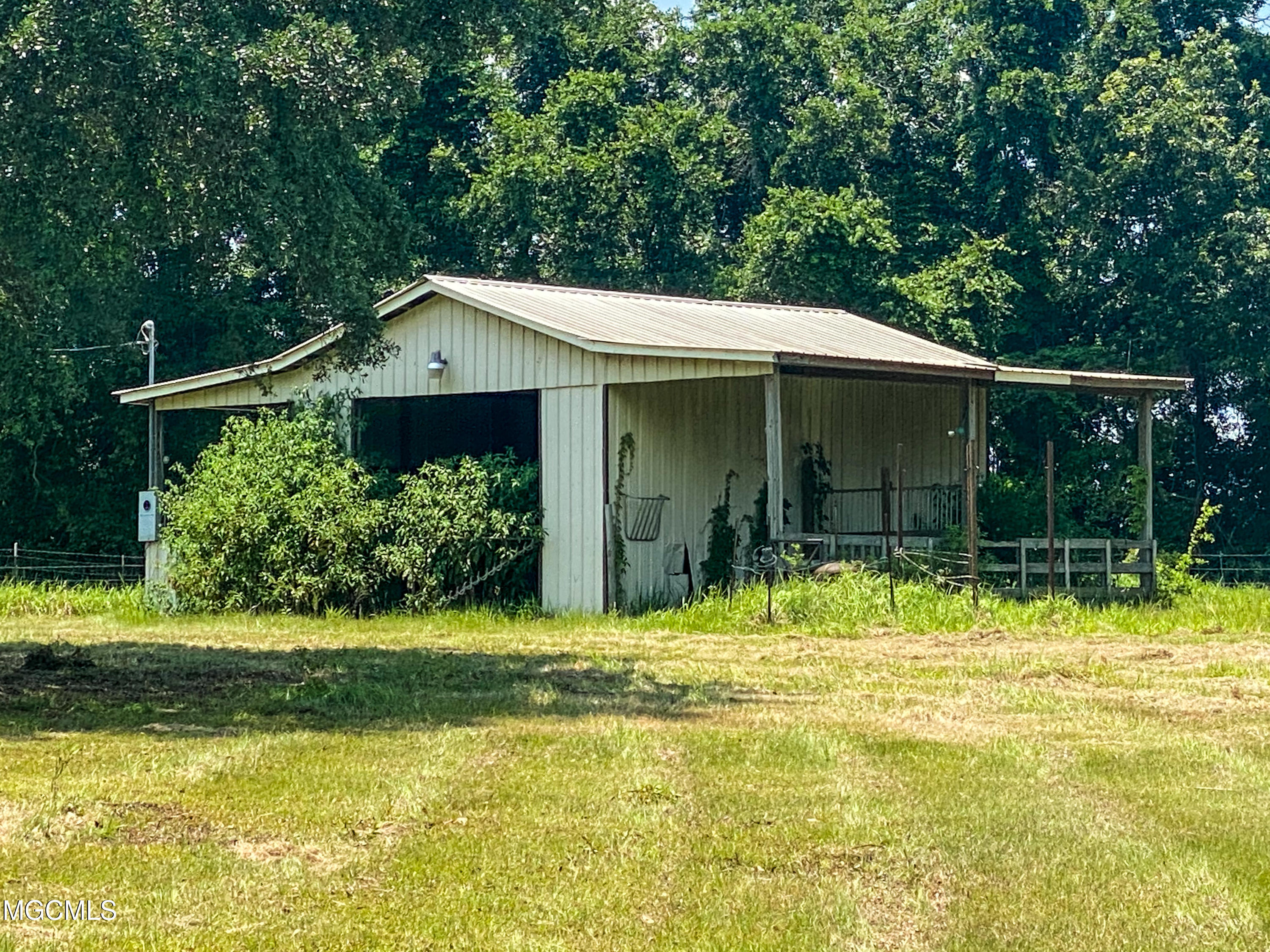2155 Dickerson Sawmill Road Lucedale, MS 39452 - Photo 3 of 34 IMG_1923