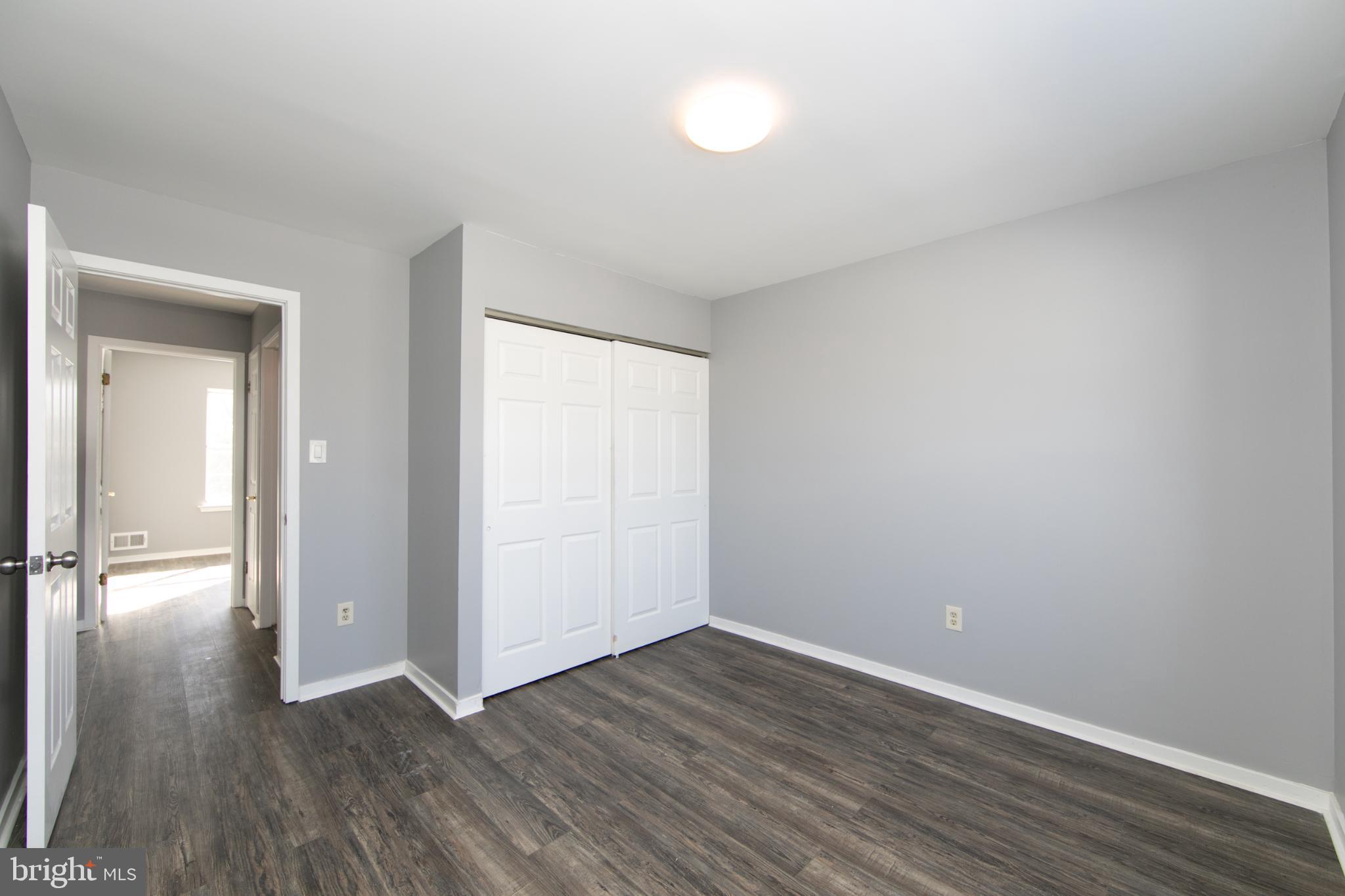 131 Crossing Way Lindenwold, NJ 08021 - Photo 22 of 34 Spacious room with modern finishes.