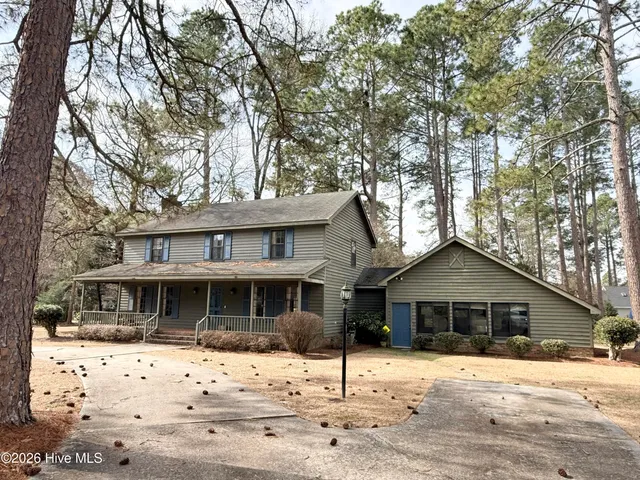 $300,000 | 8041 St Andrews Drive, Laurinburg, NC 28352