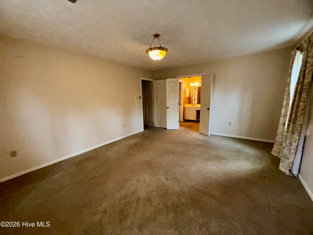 $300,000 | 8041 St Andrews Drive, Laurinburg, NC 28352