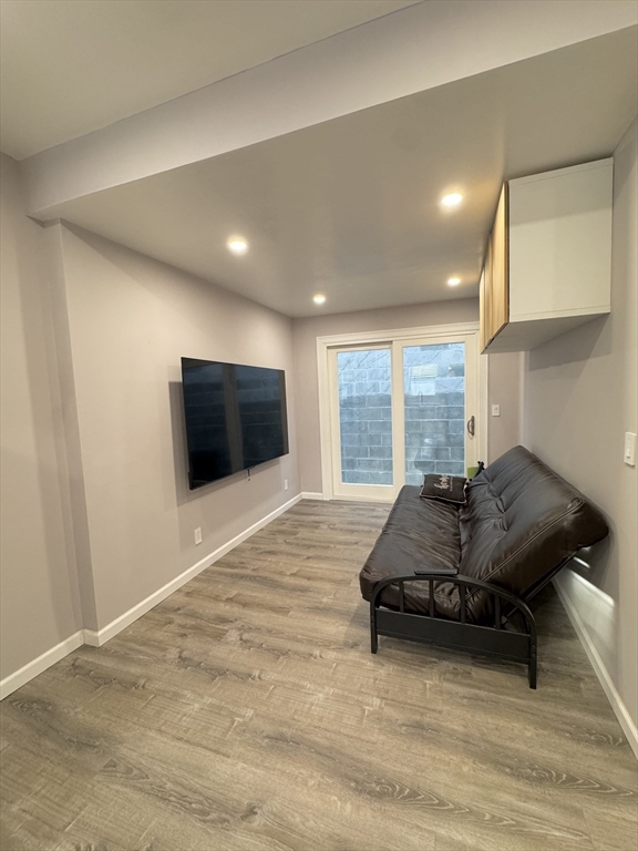 29 Abbott Street, Unit 4 Worcester, MA 01602 - Photo 5 of 9