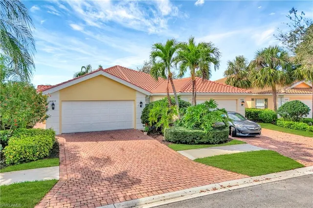 $469,900 | 4255 Redonda Lane, Naples, FL 34119