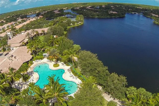 $469,900 | 4255 Redonda Lane, Naples, FL 34119