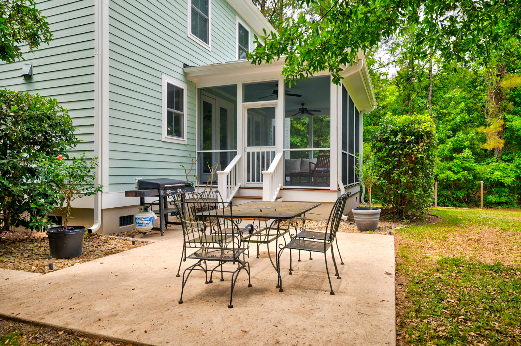 1976 Liberia Road Wadmalaw Island, SC 29487 - Photo 32 of 58 Back Patio