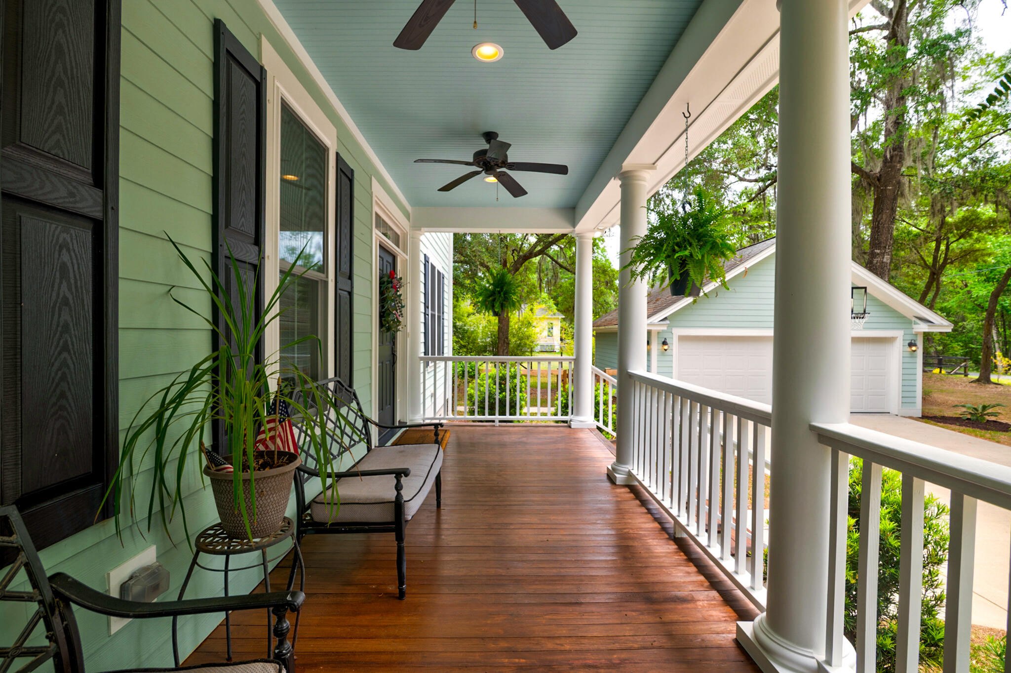 1976 Liberia Road Wadmalaw Island, SC 29487 - Photo 4 of 58 Front porch