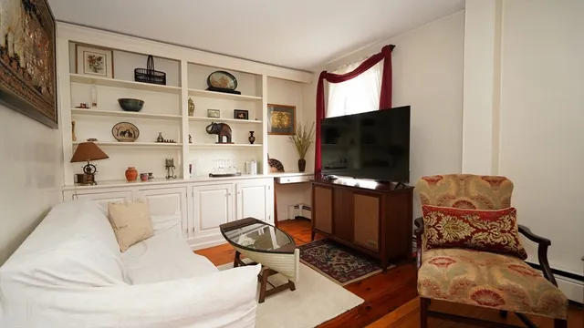 $624,900 | 678 North Main Street, Attleboro, MA 02703