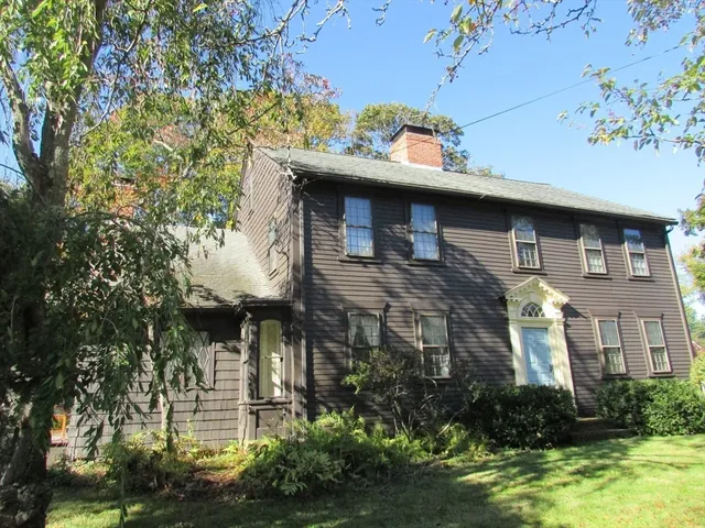 $649,900 | 678 North Main Street, Attleboro, MA 02703