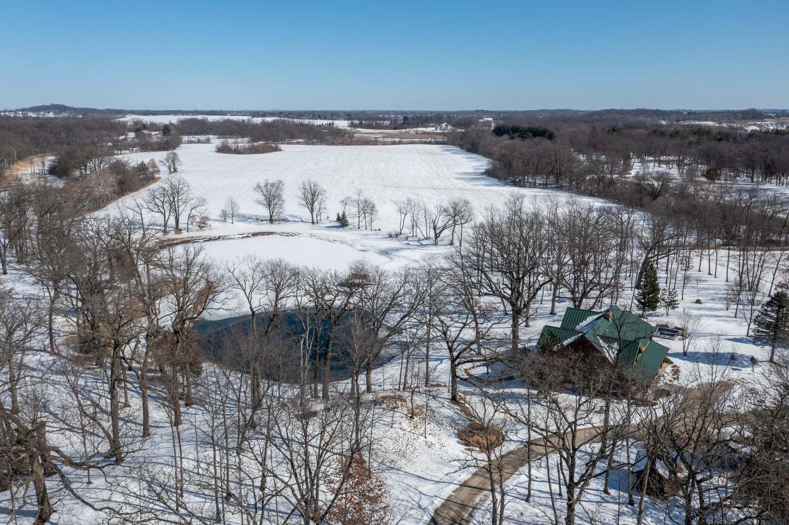 4901 Maple Road East Troy, WI 53120 - Photo 23 of 34 a view of balcony with furniture