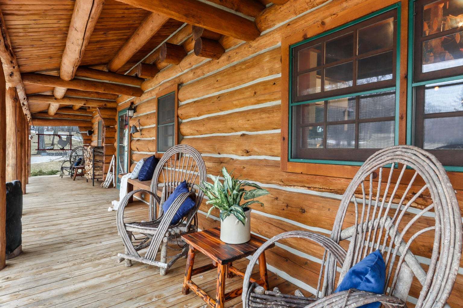 4901 Maple Road East Troy, WI 53120 - Photo 32 of 34 a view of a chairs and table in a patio