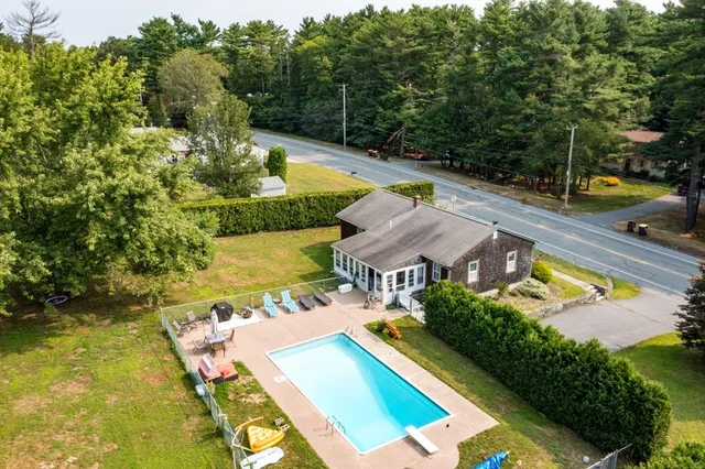 $599,900 | 649 Middle Road, Acushnet, MA 02743