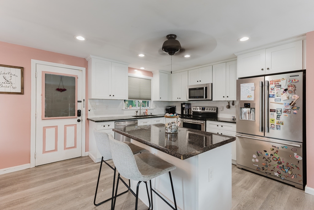 649 Middle Road Acushnet, MA 02743 - Photo 21 of 42