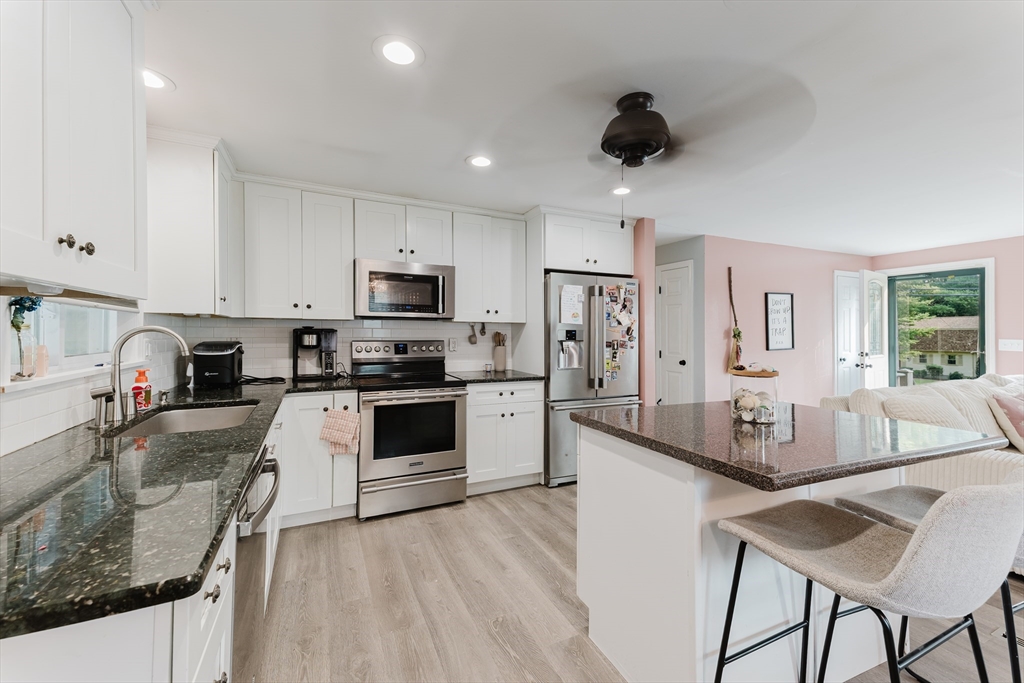 649 Middle Road Acushnet, MA 02743 - Photo 23 of 42