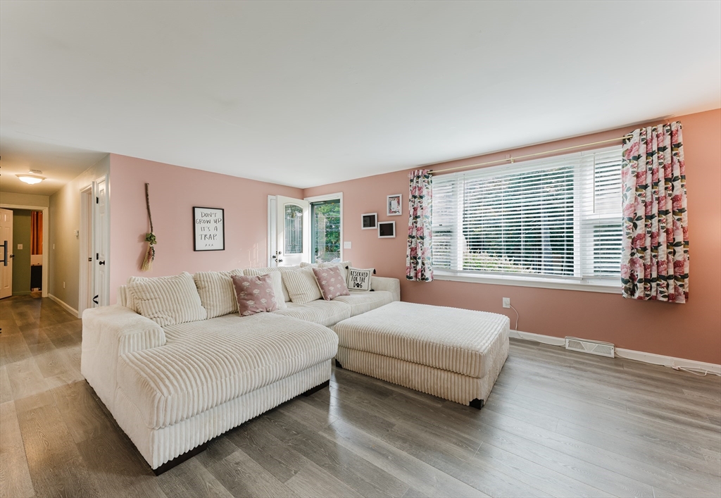 649 Middle Road Acushnet, MA 02743 - Photo 25 of 42