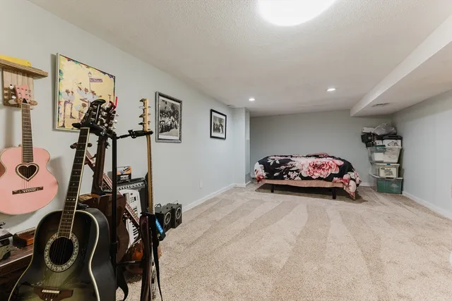 $599,900 | 649 Middle Road, Acushnet, MA 02743