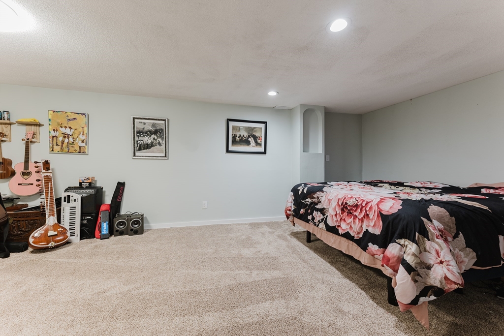 649 Middle Road Acushnet, MA 02743 - Photo 30 of 42