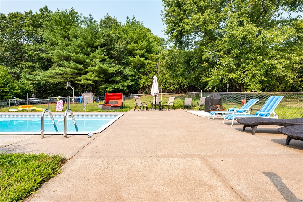 649 Middle Road Acushnet, MA 02743 - Photo 35 of 42