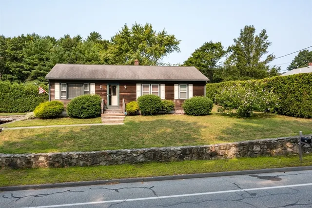 $599,900 | 649 Middle Road, Acushnet, MA 02743