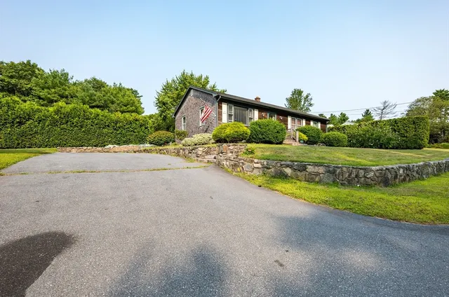 $599,900 | 649 Middle Road, Acushnet, MA 02743