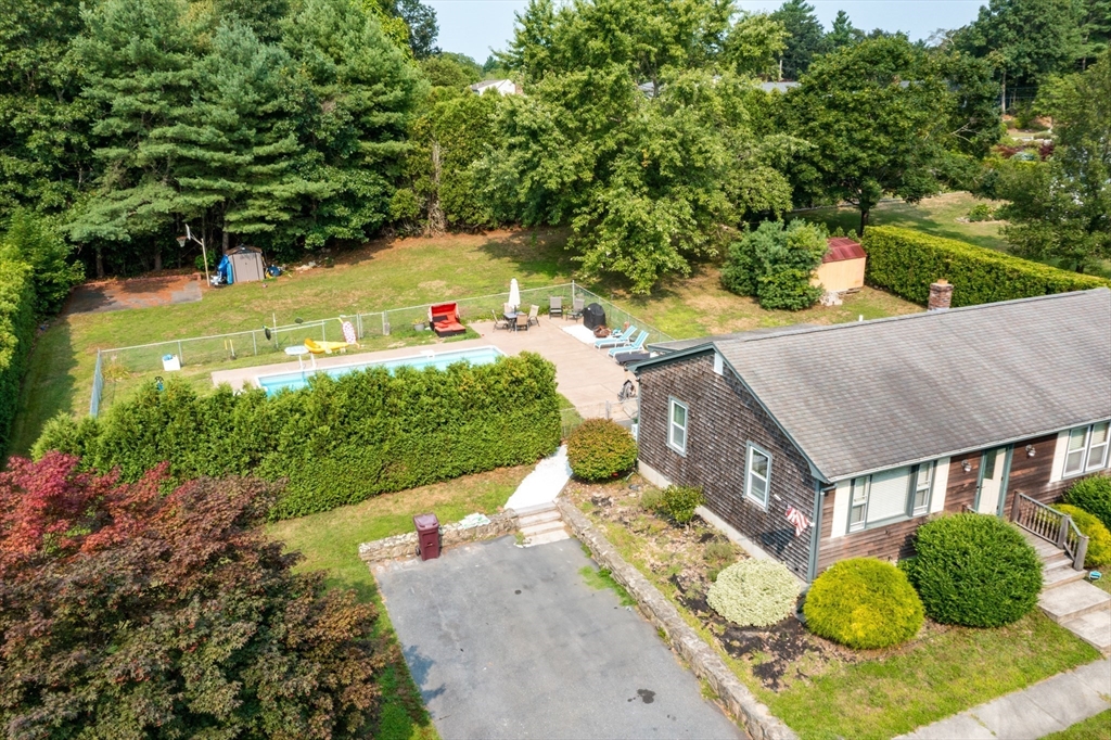 649 Middle Road Acushnet, MA 02743 - Photo 9 of 42