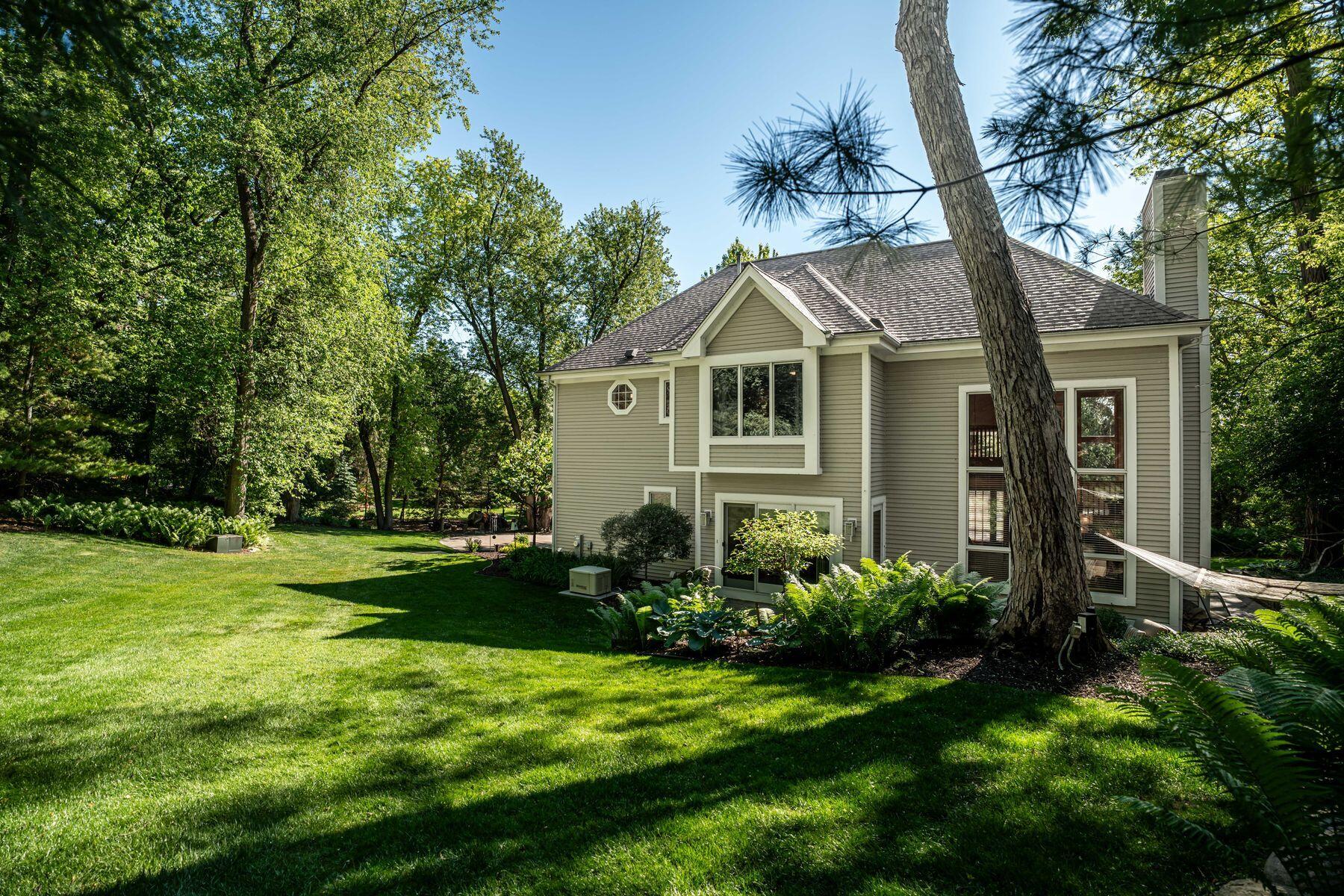W305N2373 Maple Avenue Delafield, WI 53072 - Photo 46 of 57 Back of Home