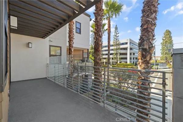 $1,098,000 | 719 South Grable Circle, Orange, CA 92868