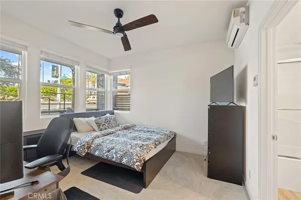 $1,098,000 | 719 South Grable Circle, Orange, CA 92868