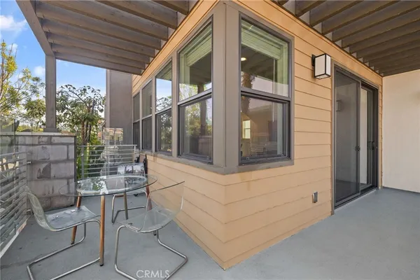 $1,098,000 | 719 South Grable Circle, Orange, CA 92868
