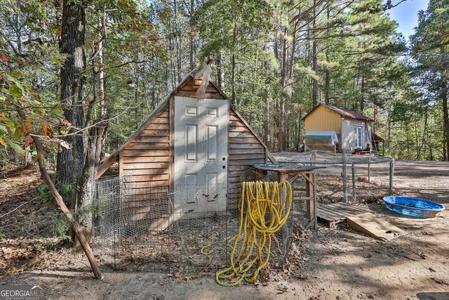 a view of outdoor space yard and patio