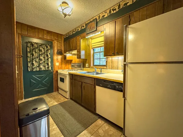 $229,900 | 231 Dogwood Circle, Hayesville, NC 28904