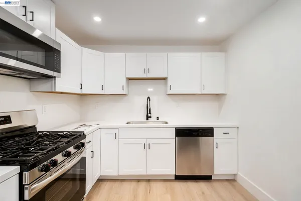 $1,598,000 | 6628 Helen Court, Oakland, CA 94608