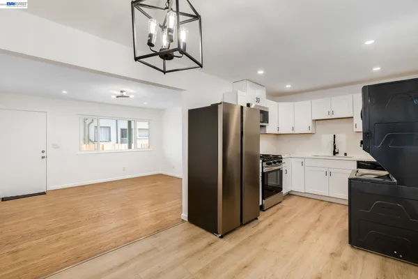 $1,598,000 | 6628 Helen Court, Oakland, CA 94608