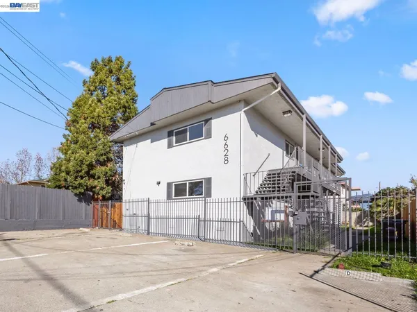 $1,598,000 | 6628 Helen Court, Oakland, CA 94608