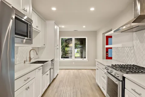 $599,000 | 8910 Mt Bartlett Drive, Austin, TX 78759