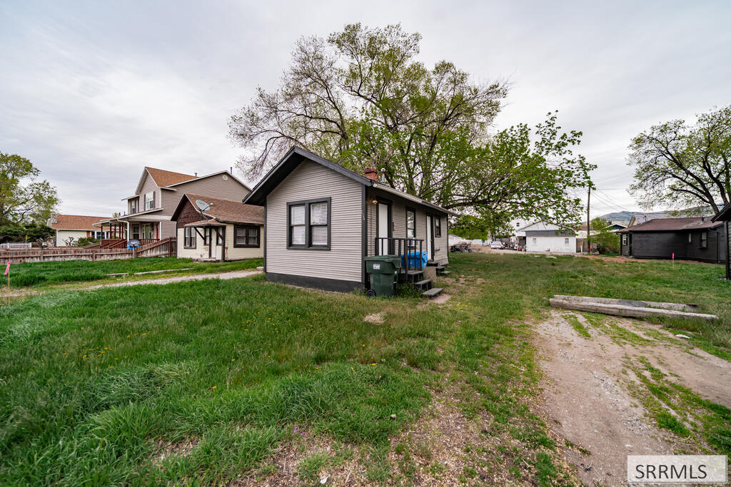 116 Park Avenue Pocatello, ID 83201 - Photo 1 of 16 Main View