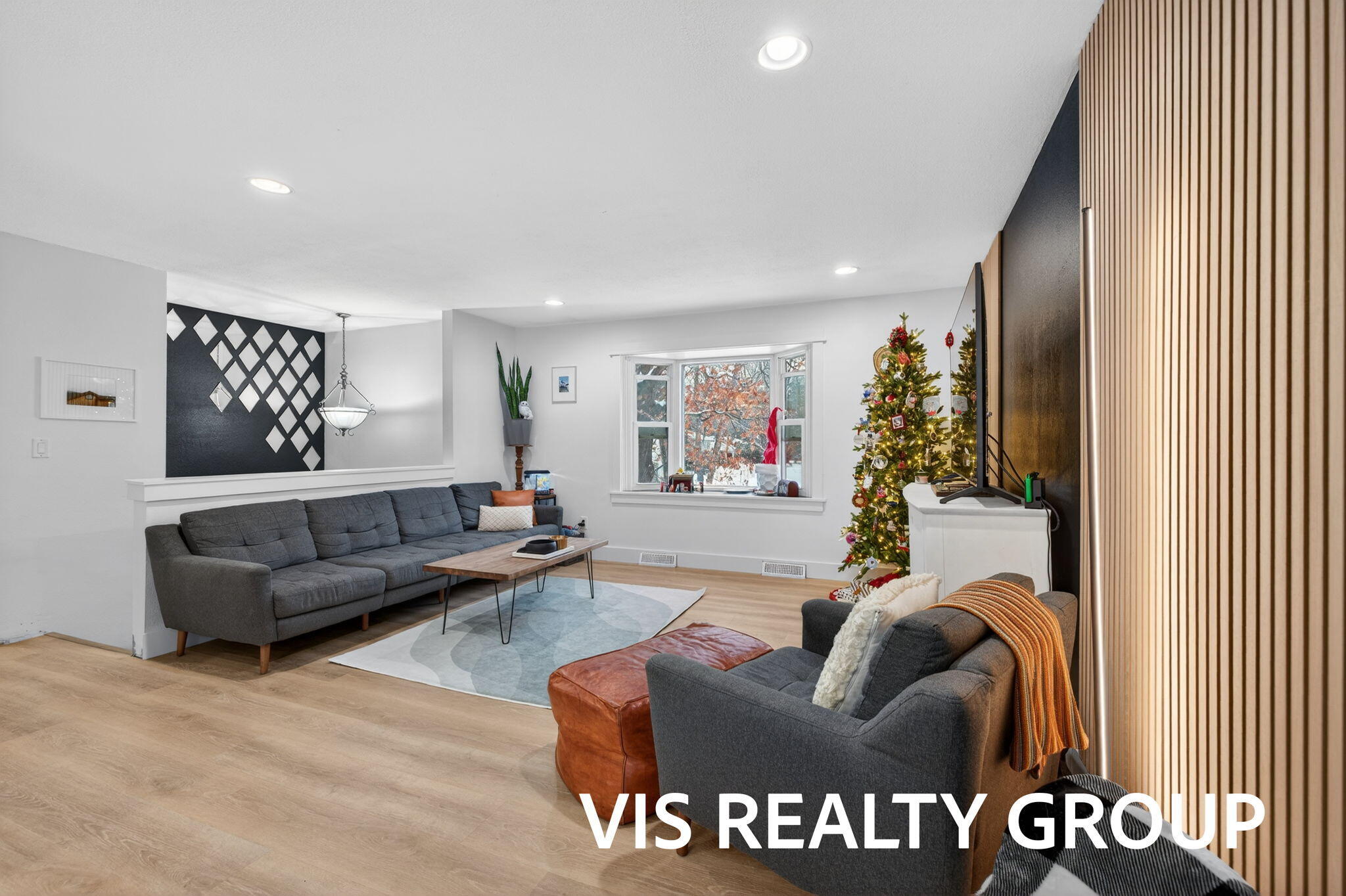 19210 Glendale Circle Spring Lake, MI 49456 - Photo 27 of 66 29-web-or-mls-2R9A0855