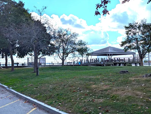 $370,000 | 154 Lynnway, Unit 401, Lynn, MA 01902