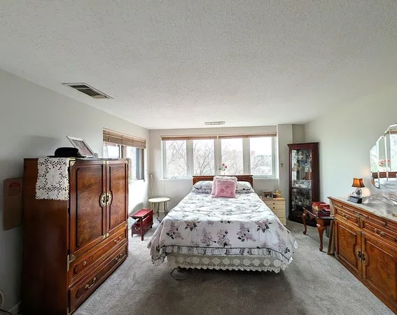 $370,000 | 154 Lynnway, Unit 401, Lynn, MA 01902